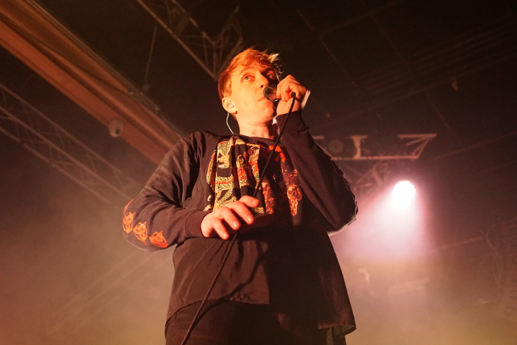 The Drum's put the audience into a daze with their hit single, "I Can't Pretend".