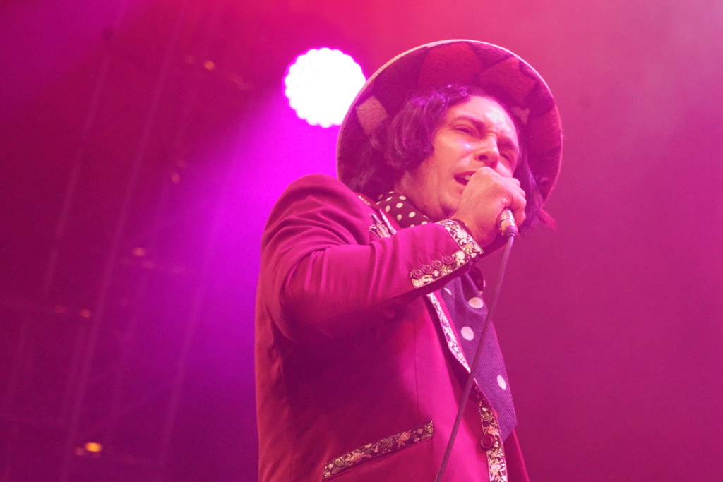 Hosts and producers of Beach Goth V, The Growlers, played a decent set even though the sound equipment was damaged by the rain earlier in the day.