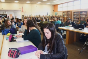 Sophomore Lyla Hanks along with many other Mira Costa students were drawn to Costa’s indoor facilities during lunch due to the recent and ongoing rain storms passing through the area. The rain started around the end of December and has occurred sporadically.