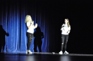 Seniors Kelly Sidney (left) and Rachel Glozman (right) MC the talent show. 