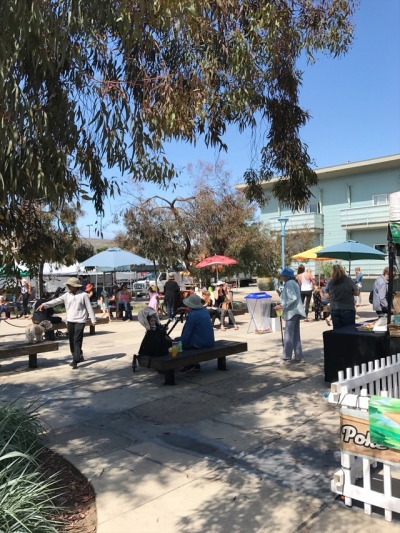 This market is in Downtown Manhattan Beach and is sponsored by the Downtown Manhattan Beach Business Association. Like shown, no matter the age, the community experienced the multiple services that promote health education. (33)